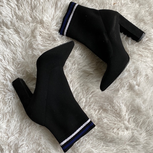 Women’s sz 9 pointed toe stacked heels black sock business casual ankle booties - Picture 6 of 9